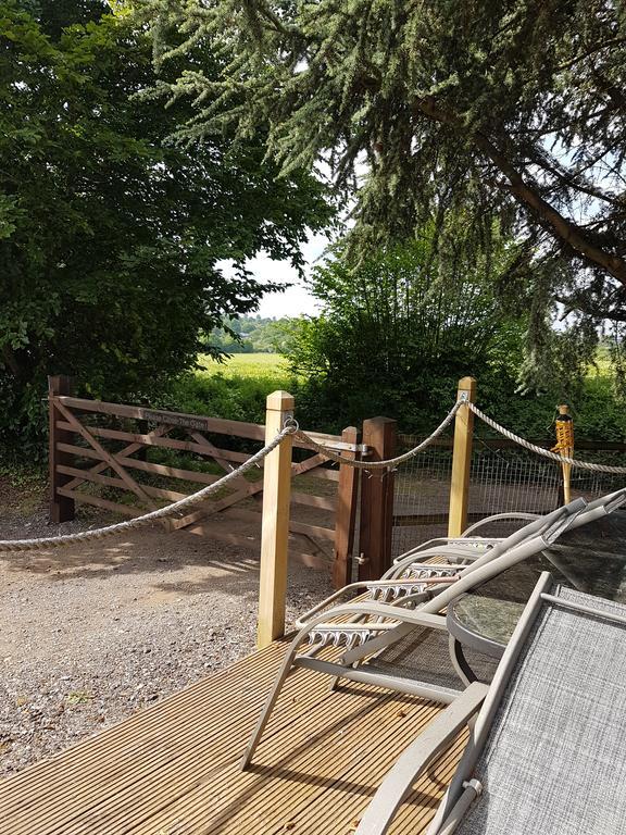 ستانستيد ماونتفيتشت Latchmead Bed & Breakfast المظهر الخارجي الصورة
